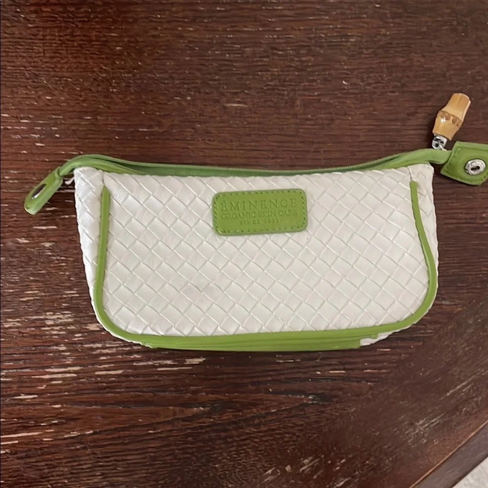 3/$10 Jewelry 💎Sale!! White and Green Cosmetic Bag with Quilted Pattern